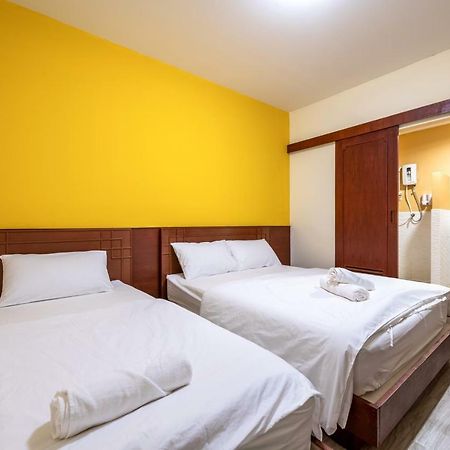 Scala Hostel Банкок Екстериор снимка