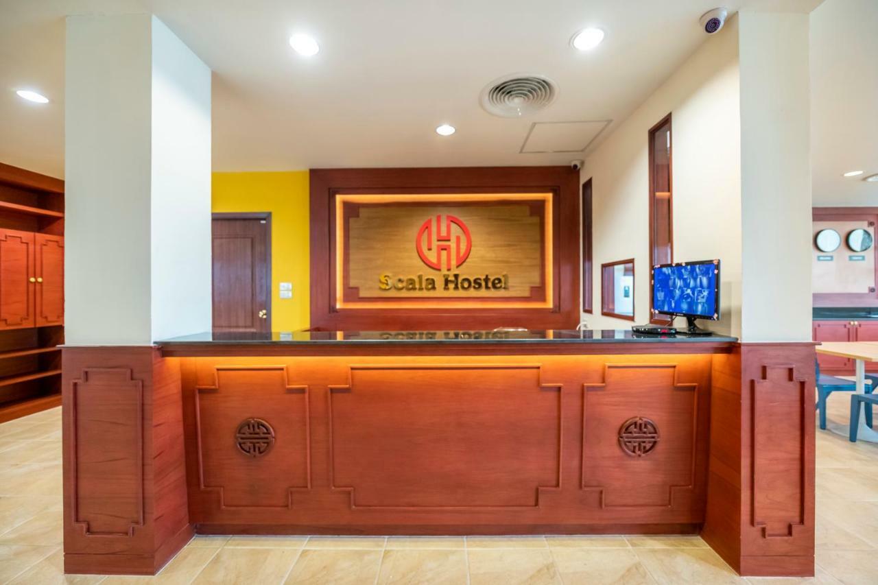 Scala Hostel Банкок Екстериор снимка