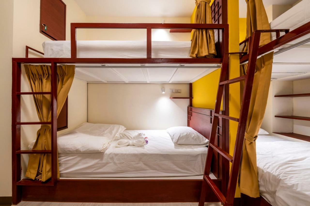 Scala Hostel Банкок Екстериор снимка