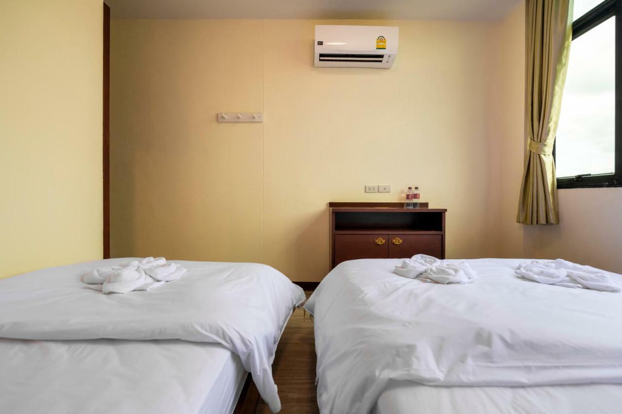 Scala Hostel Банкок Екстериор снимка