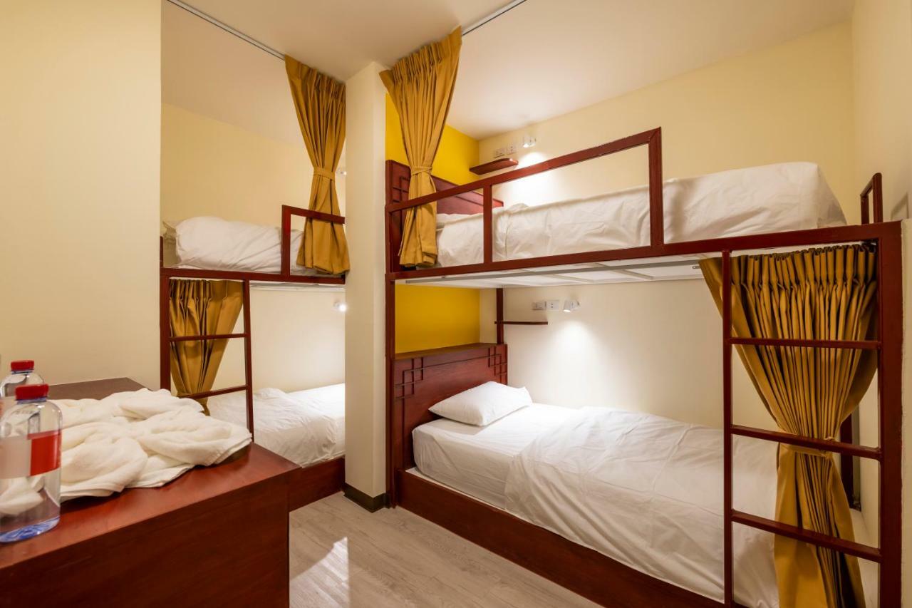 Scala Hostel Банкок Екстериор снимка