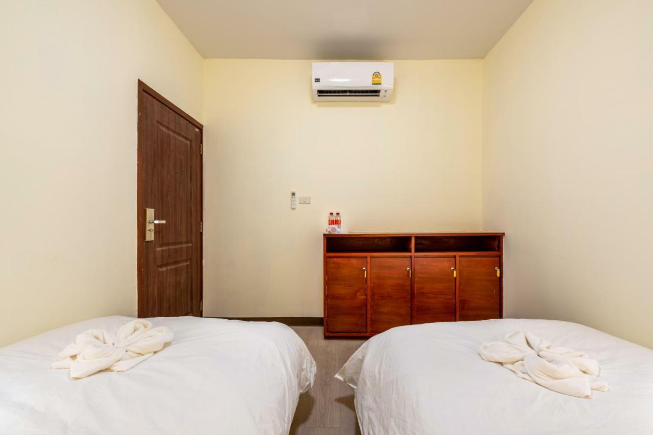 Scala Hostel Банкок Екстериор снимка