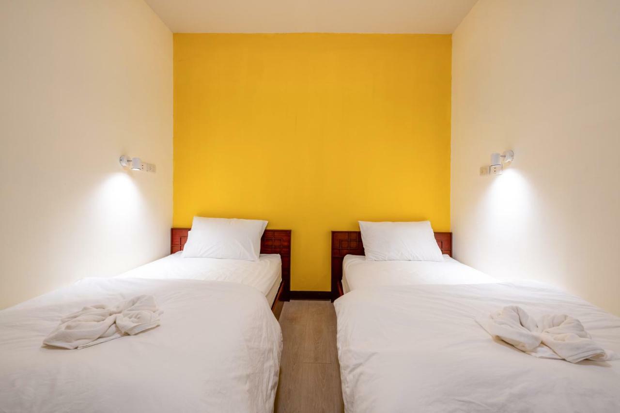 Scala Hostel Банкок Екстериор снимка